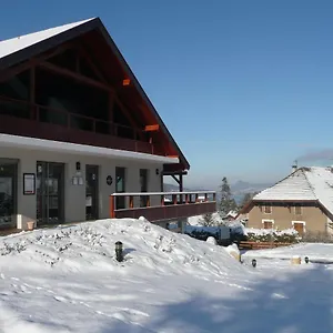 hotel-golf-et-montagne.hotels-rhonealpes.com/